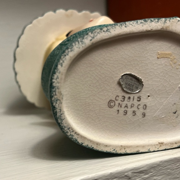 1959 Napco Lady Vase - Picture 2 of 6